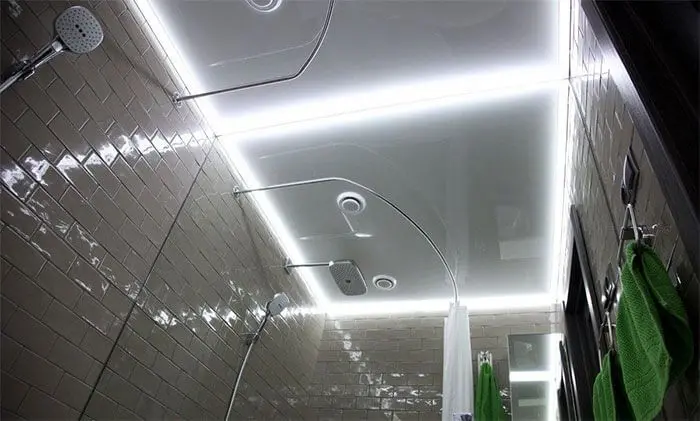 Освещение ванной комнаты светодиодными лентами